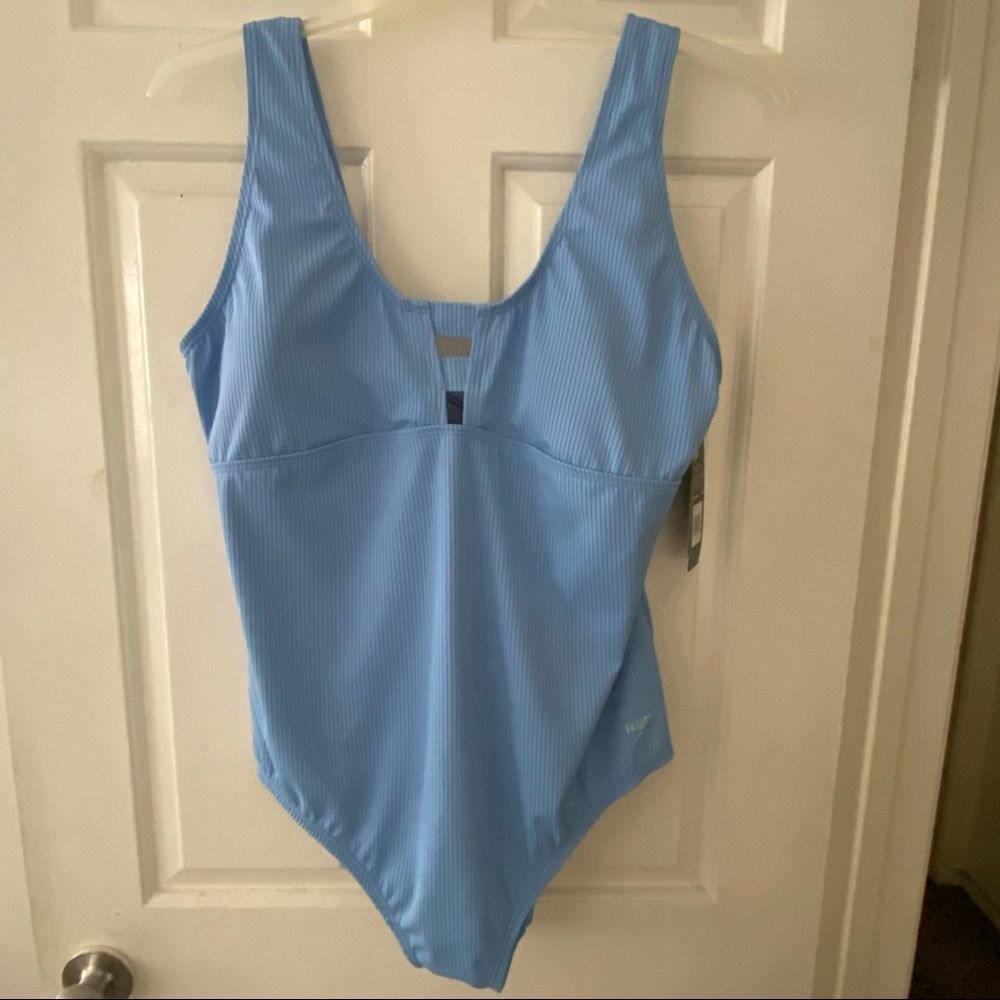 🆕 SPEEDO WOMEN'S ONE PIECE. plus size collection. Size 18. NWT. #0173